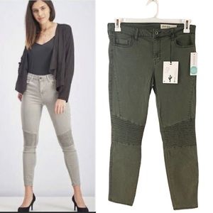Pistola Audrey Moto Detail Skinny Pant in Eden size 29